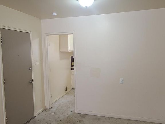 2nd image of 11544 La Salle Blvd APT 3
