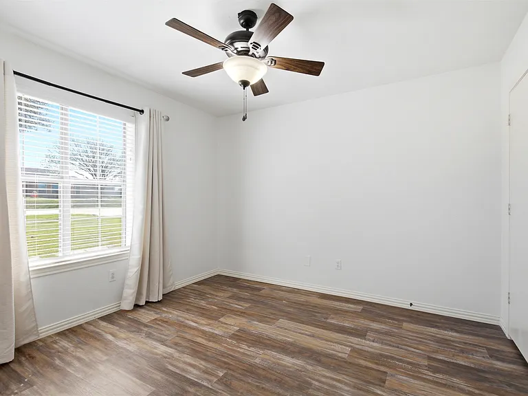 1213 Marilyn Jayne Ln — Photo 19