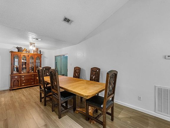 4th image of 13835 Walnut Hollow Ln