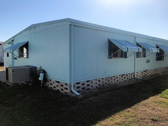 3rd image of 7833 Iliad Ave