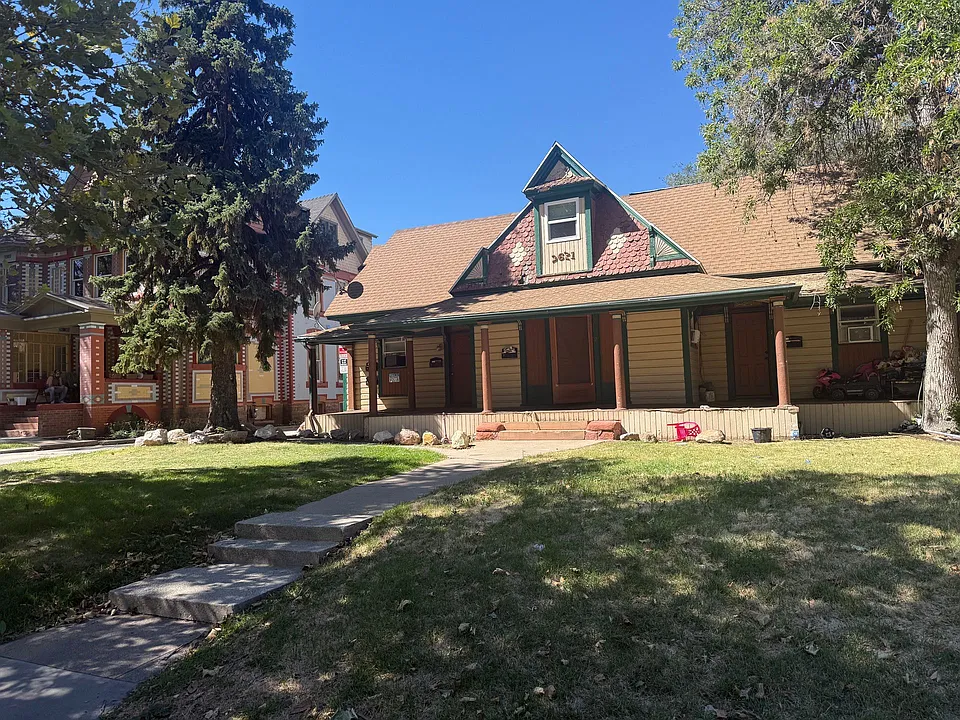 2671 Jefferson Ave.