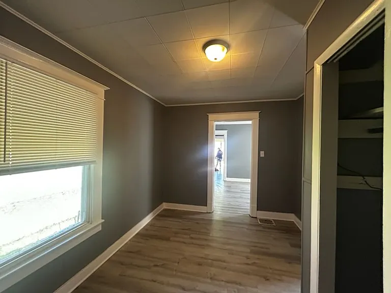 1708 W Gaulbert Ave — Photo 14