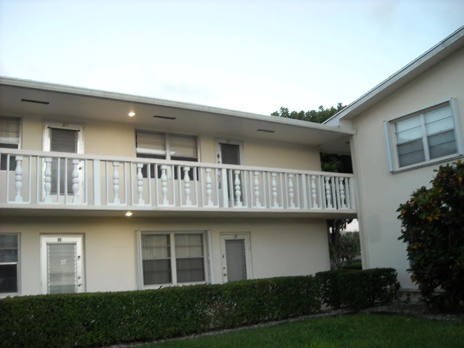 2 bed, 1.5 bath, 819 sqft, $1,500 — Photo 3