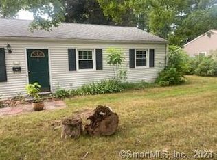 77 Curtis Rd, Glastonbury, CT 06033