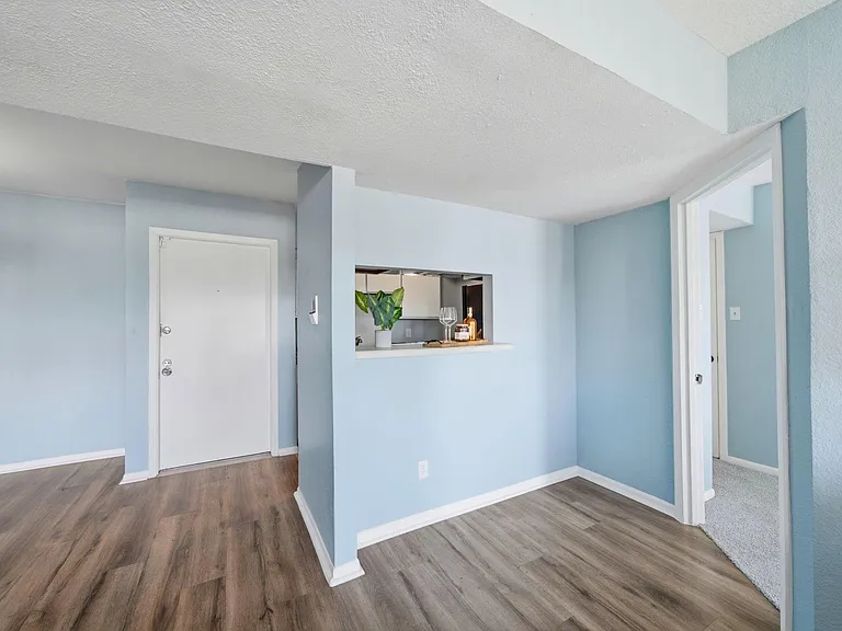 8523 Hearth Dr #35 — Photo 8