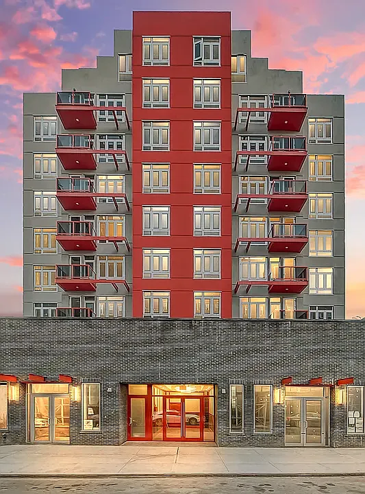 371 Stockholm St #7D