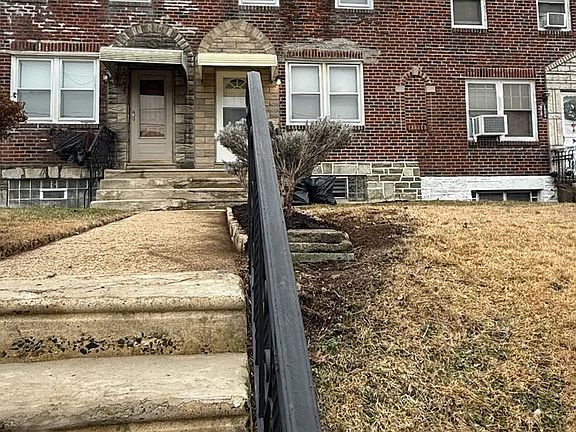 2nd image of 1610 Benner St