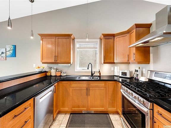 3rd image of 1626 Briarwood ROAD