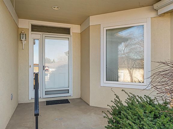 4th image of 948 SW Woodbridge Ct
