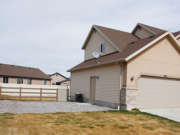 5th image of 884 W Red Fox Ln