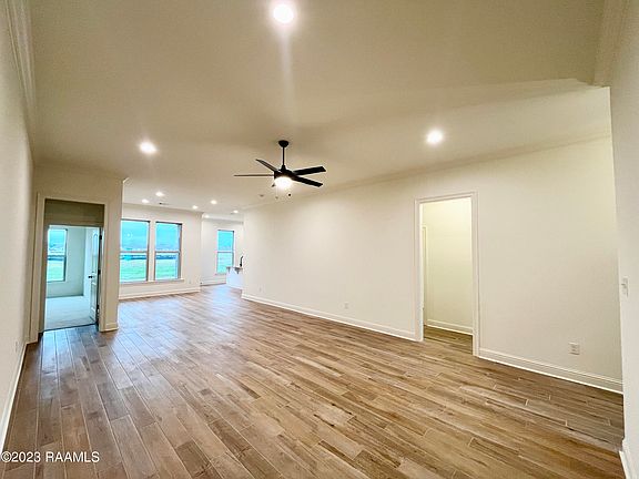 2nd image of 208 Preston Rose Ln