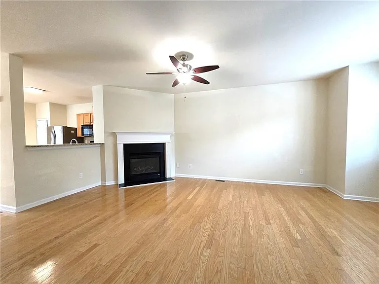 2104 Meadow Peak Rd — Photo 8