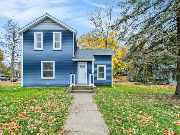 216 S Center St, Stockbridge, MI 49285