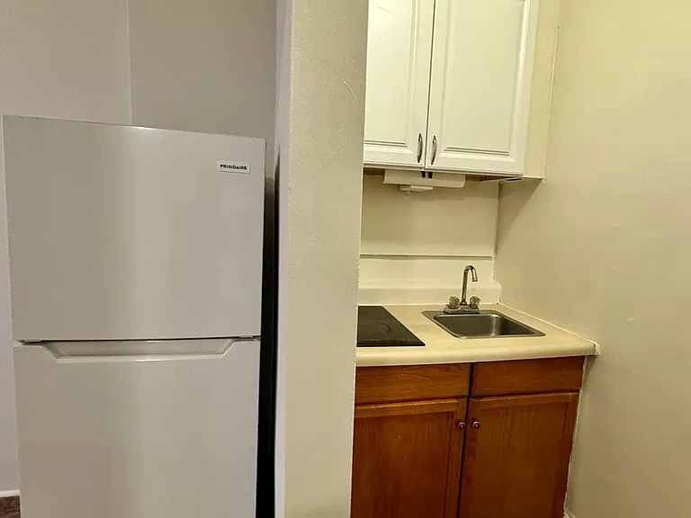 39 W 46th St #5R — Photo 4