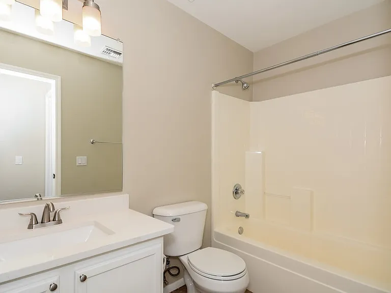 15331 W Cameron Cir — Photo 15