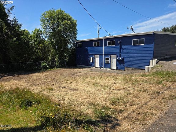 3rd image of 306 8th St