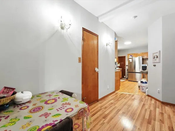 175 Van Winkle Avenue image 7 of 14