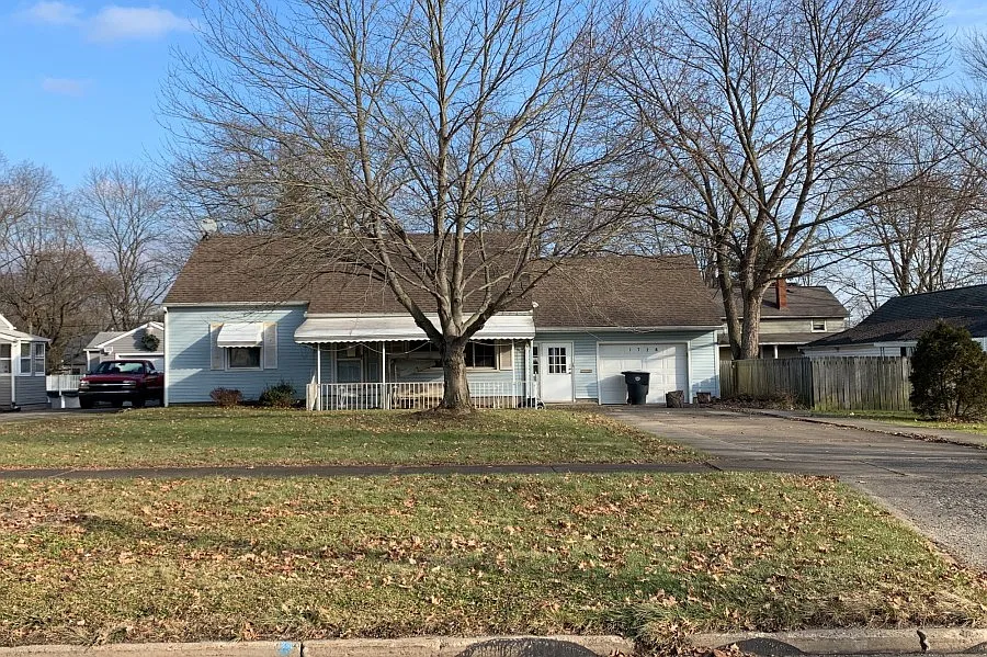 1728 Drexel Ave NW photo 1