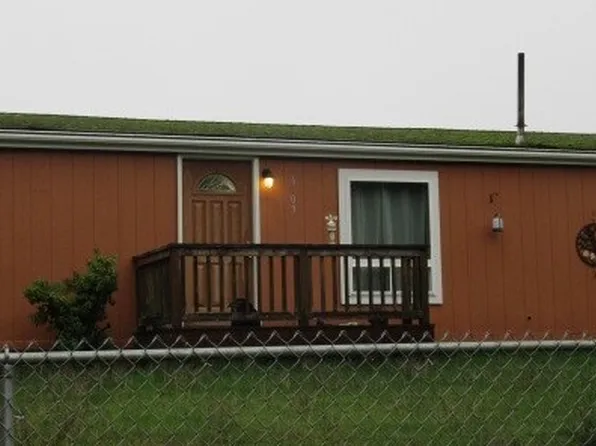 6709 E Polk Avenue, Port Orchard, WA 98366