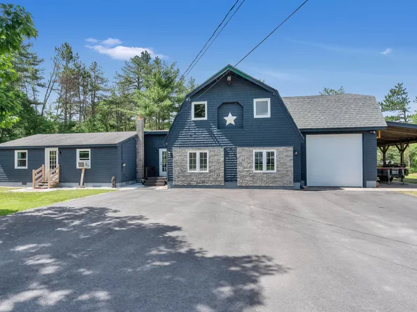 16 Coolidge Street, Newfield, ME 04095