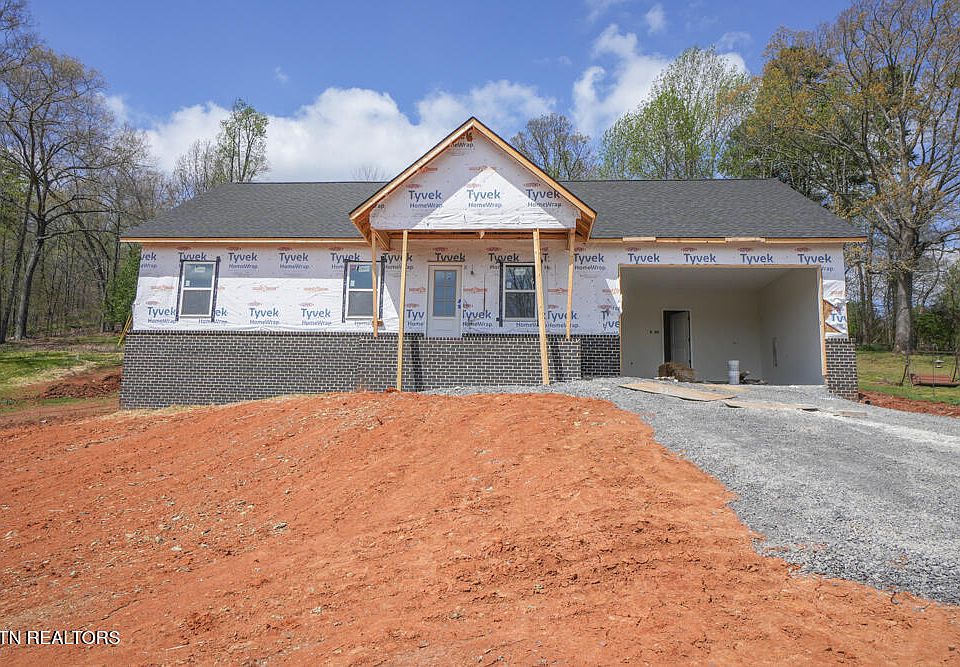 1st image of 1001 N Old Grey Ridge Rd