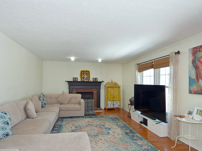 4008 Claridon Dr — Photo 14