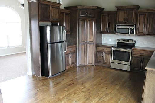 2nd image of 8509 N Kensington Ave