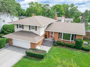 4506 Magnolia Dr, Rolling Meadows, IL 60008