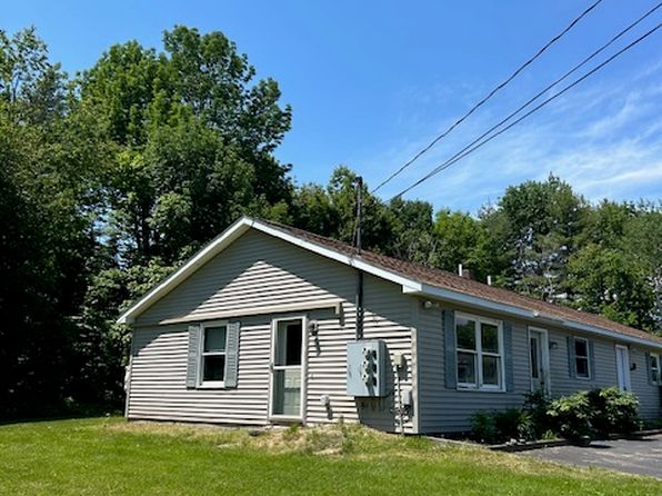 7B Cameron Dr #7B