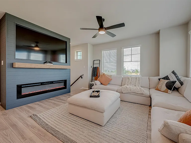 7659 Green Bulrush Way — Photo 4