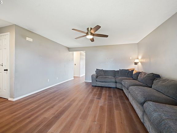 5th image of 119 Nighthatch Dr
