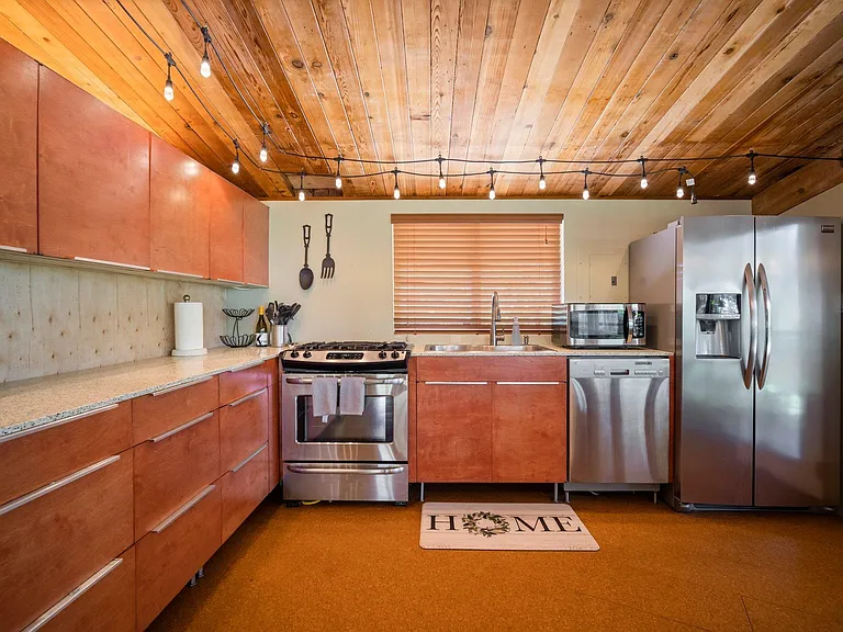 Upstairs full kitchen