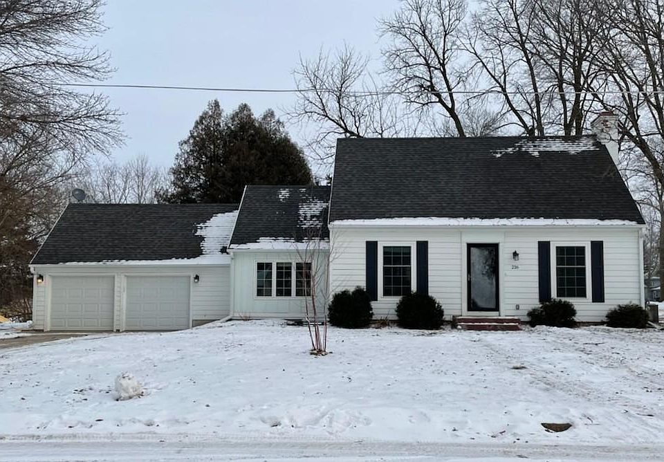 1st image of 216 12th St S
