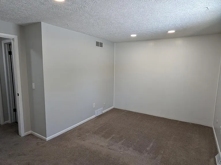 6422 Portage St NW — Photo 6