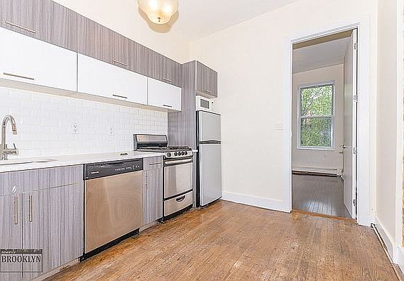 2nd image of 198 Stockholm St APT 3L