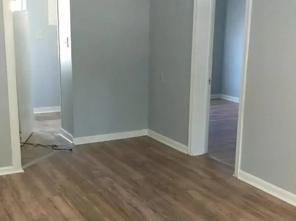 3055 Greenway Ave, Winston Salem, NC 27105