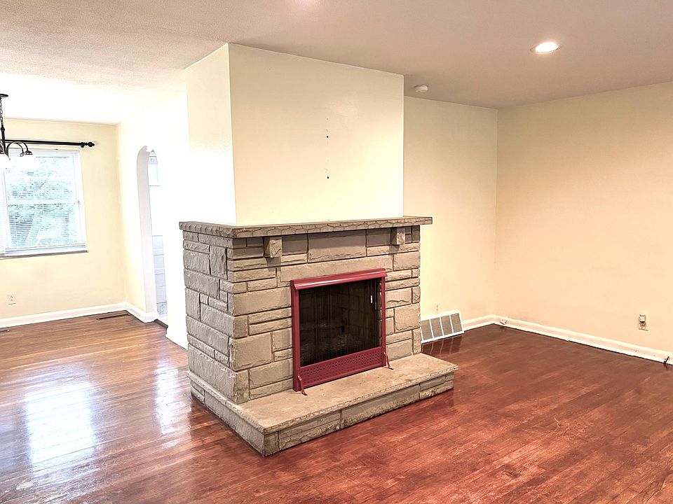 1935 Oakridge Dr, Charleston, WV 25311 Zillow