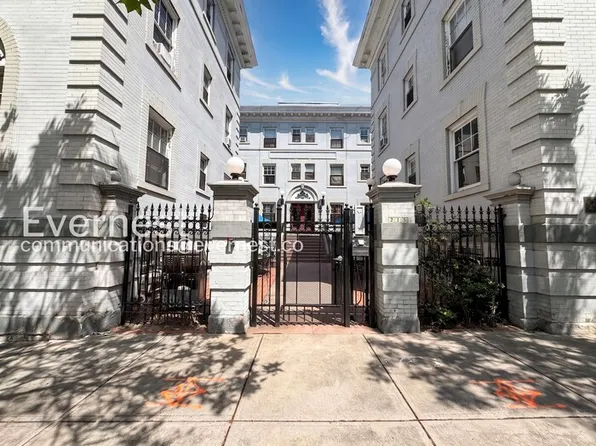 215 E 11th Ave, Denver, CO