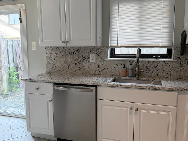 8409 Del Norte Ct — Photo 13