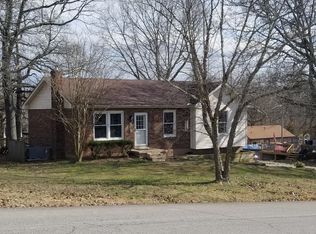 401 Bluebird Ln, Dickson, TN 37055