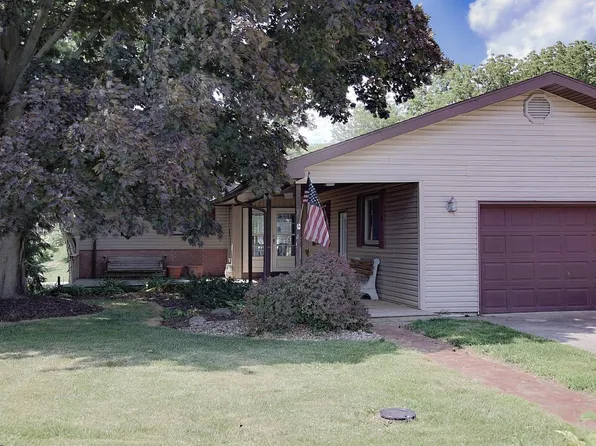 1205 Riverside Dr, Huron, OH 44839