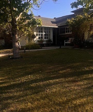 3rd image of 11841 Montecito Rd