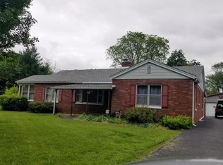 13 Bluff Ct, Fairview Heights, IL 62208