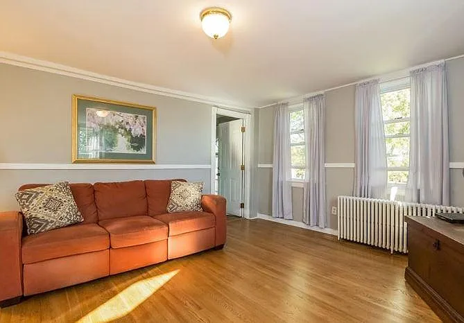 2 bed, 1000 sqft, $1,900 — Photo 4