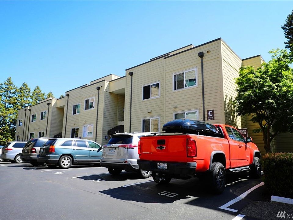 1st image of 5842 NE 75th St Unit C204