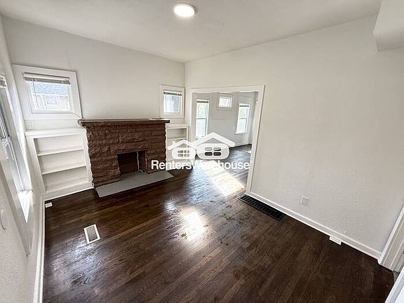 5th image of 4434 Park Ave