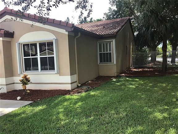 5th image of 4298 NW 1st Pl