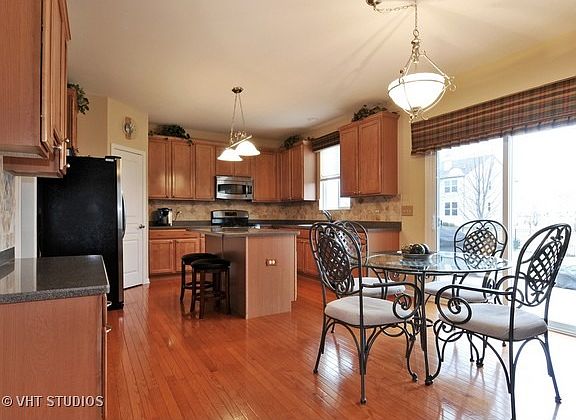 4th image of 24910 W Newberry Way