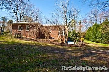 4th image of 111 Stanley Dr