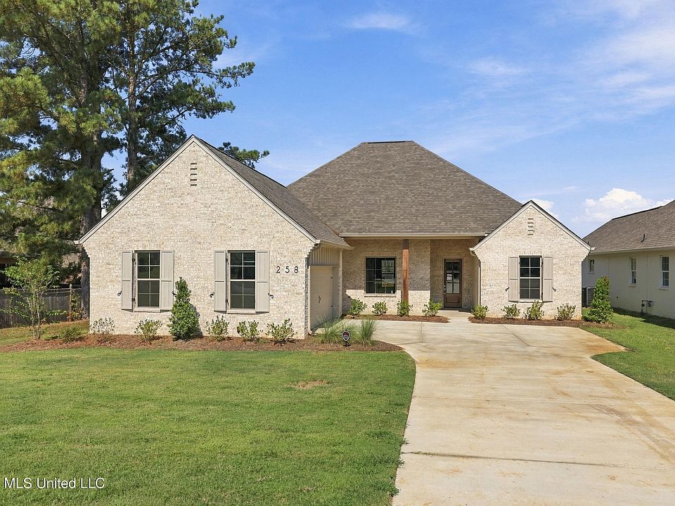 1st image of 258 Caroline Blvd